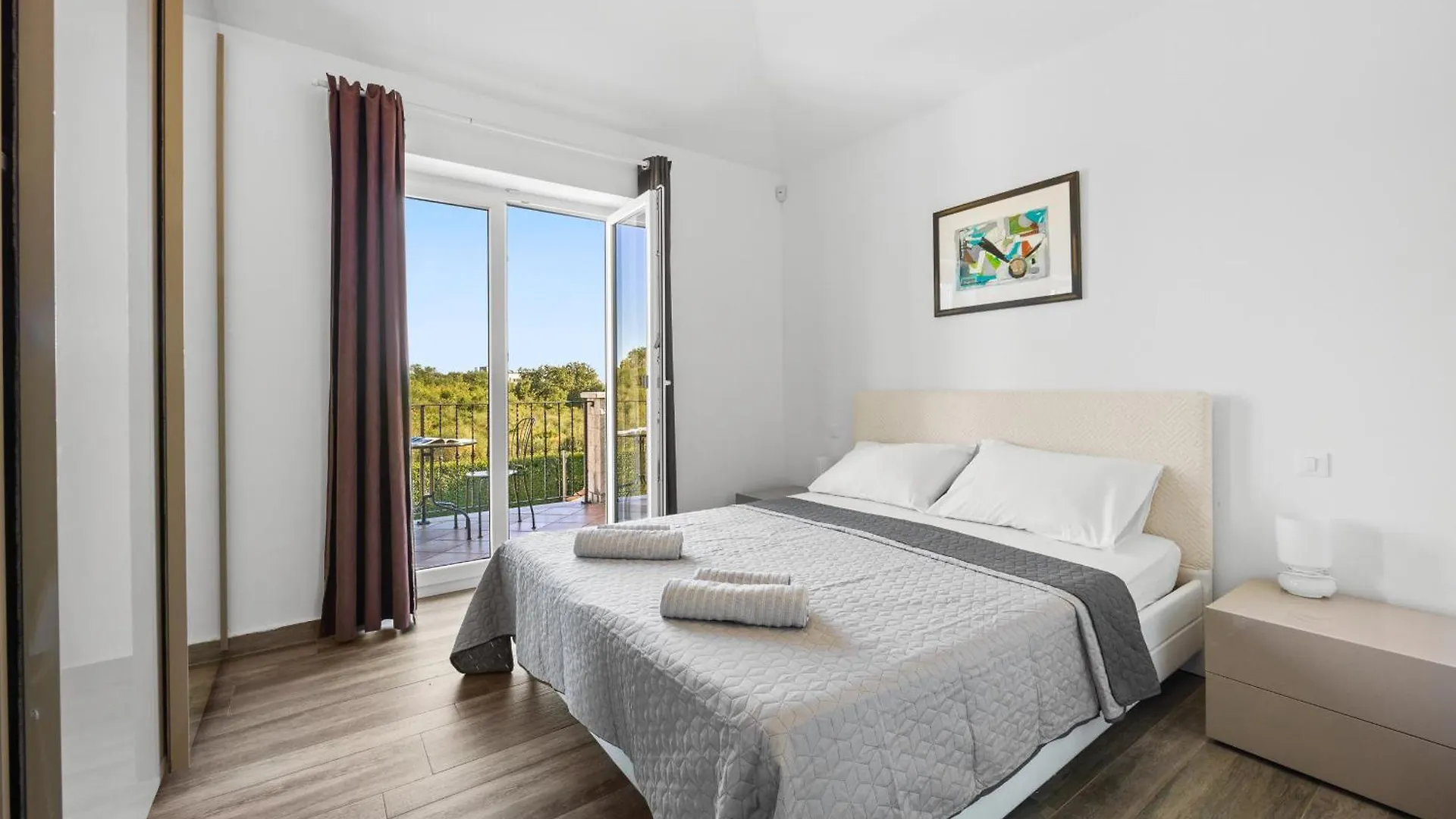 Villa Bosco In Medulin With Sea View And Private Pool Only 300 Meters From The Beach