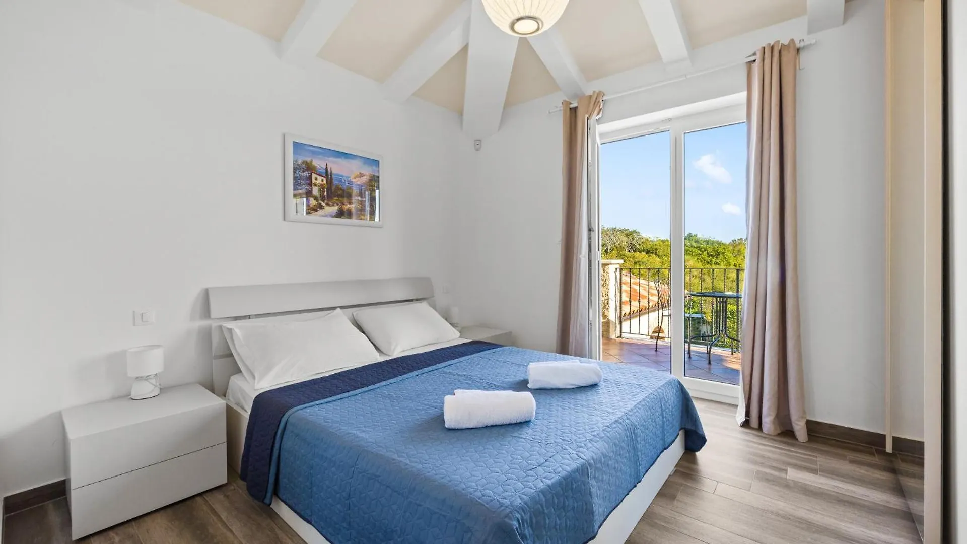 Villa Bosco In Medulin With Sea View And Private Pool Only 300 Meters From The Beach